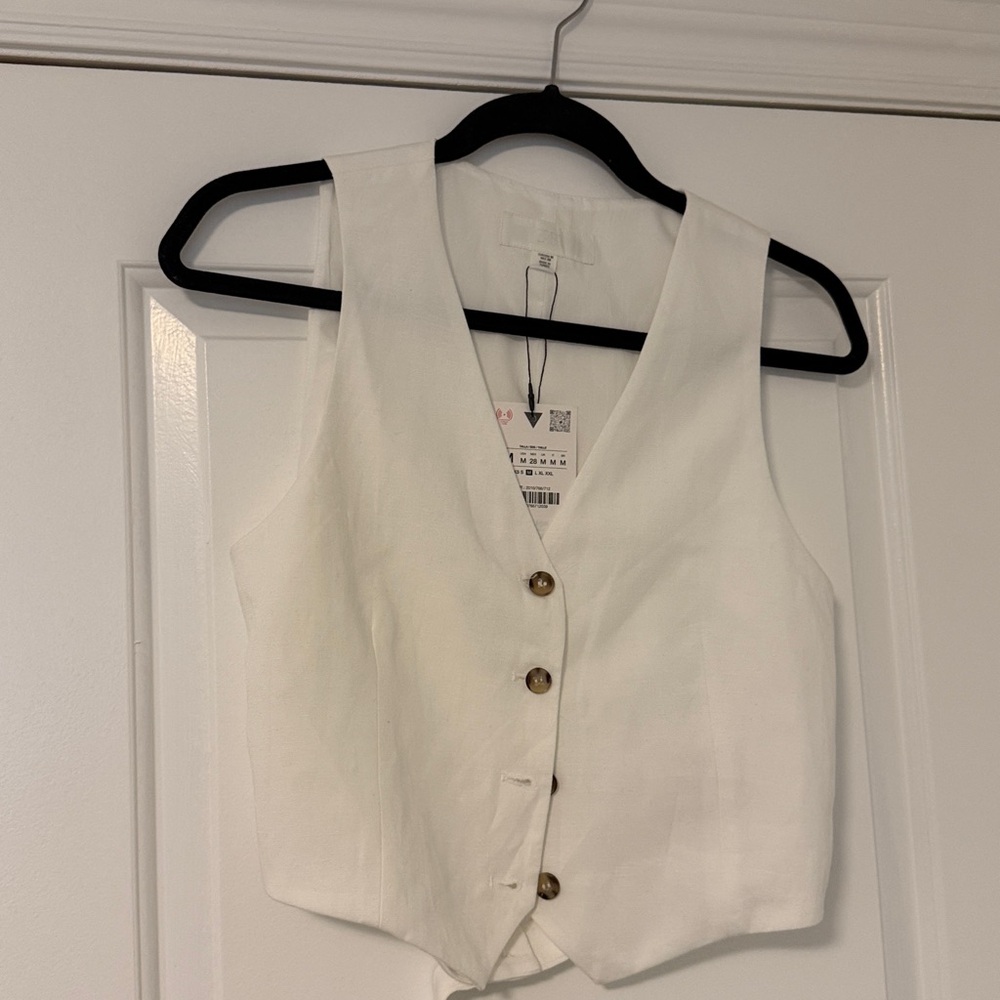 Zara White Women's Button-Front Vest with Open Back